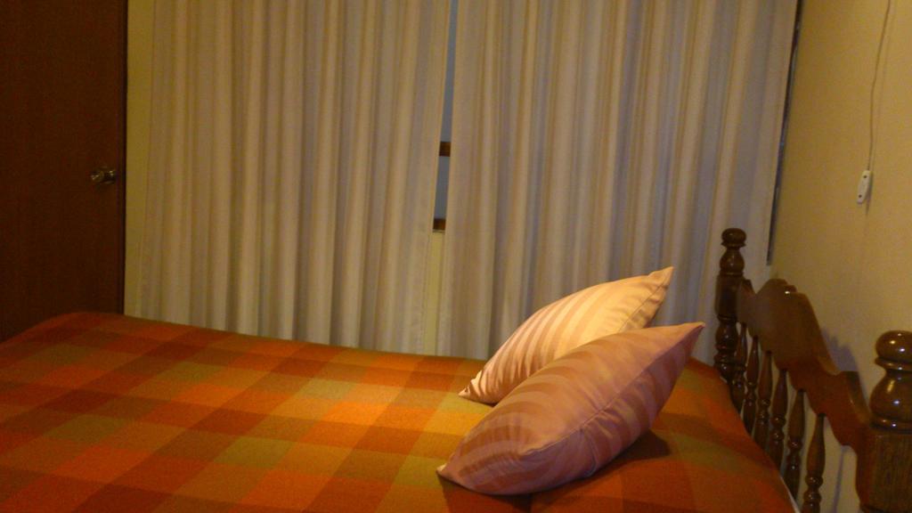 Copacabana Hotel Tacna Exterior photo