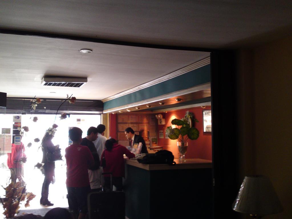 Copacabana Hotel Tacna Exterior photo