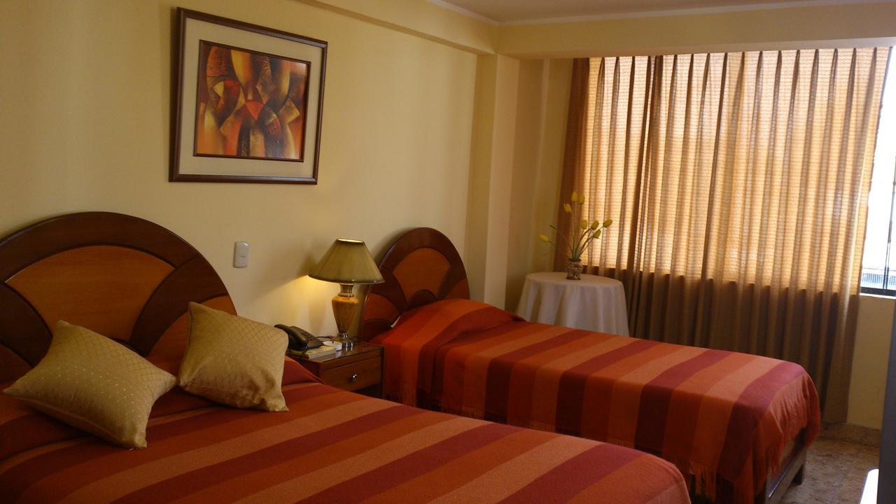 Copacabana Hotel Tacna Exterior photo
